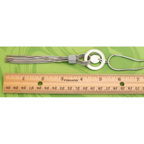 Vintage Silver Tone Tied Strips Tassel Necklace 34 inch - W20 - Picture 3 of 3